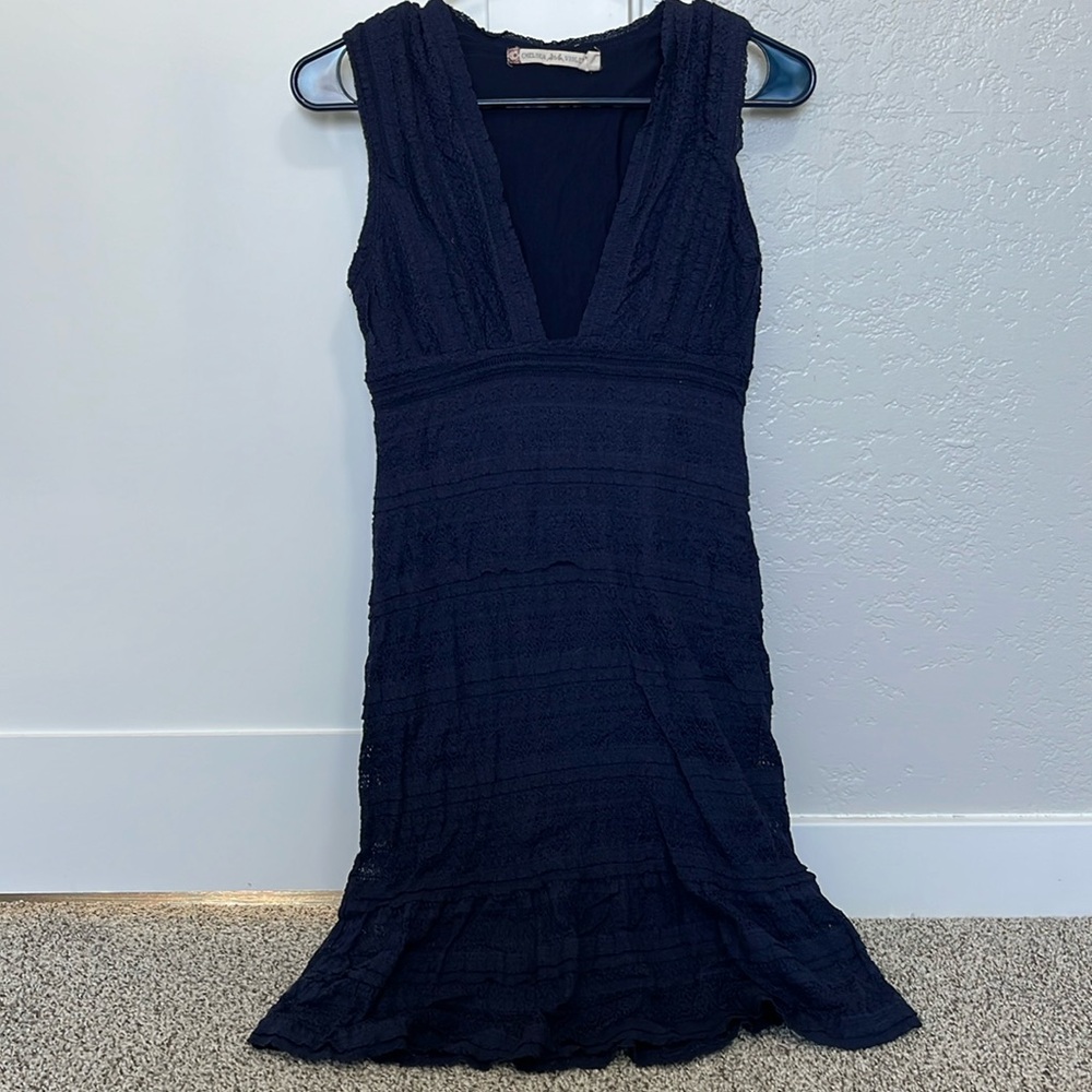 Dress - Picture 1 of 8